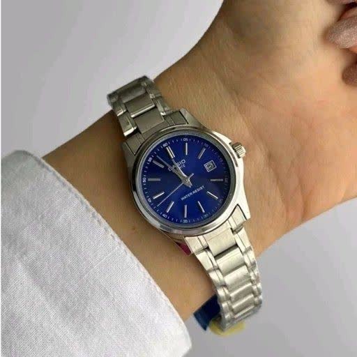 ساعت مچی زنانه کاسیو CASIO نقره ای سرمه ای کد460 + جعبه