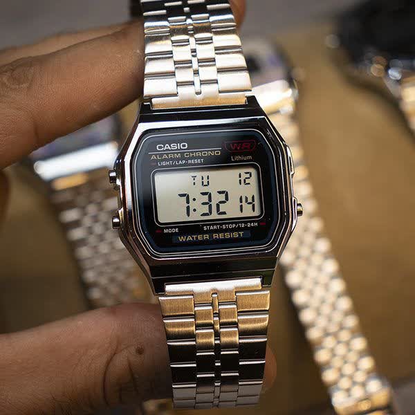 ساعت مچی دیجیتال مردانه کاسیو CASIO ژاپنی مدل WR + جعبه اصلی
