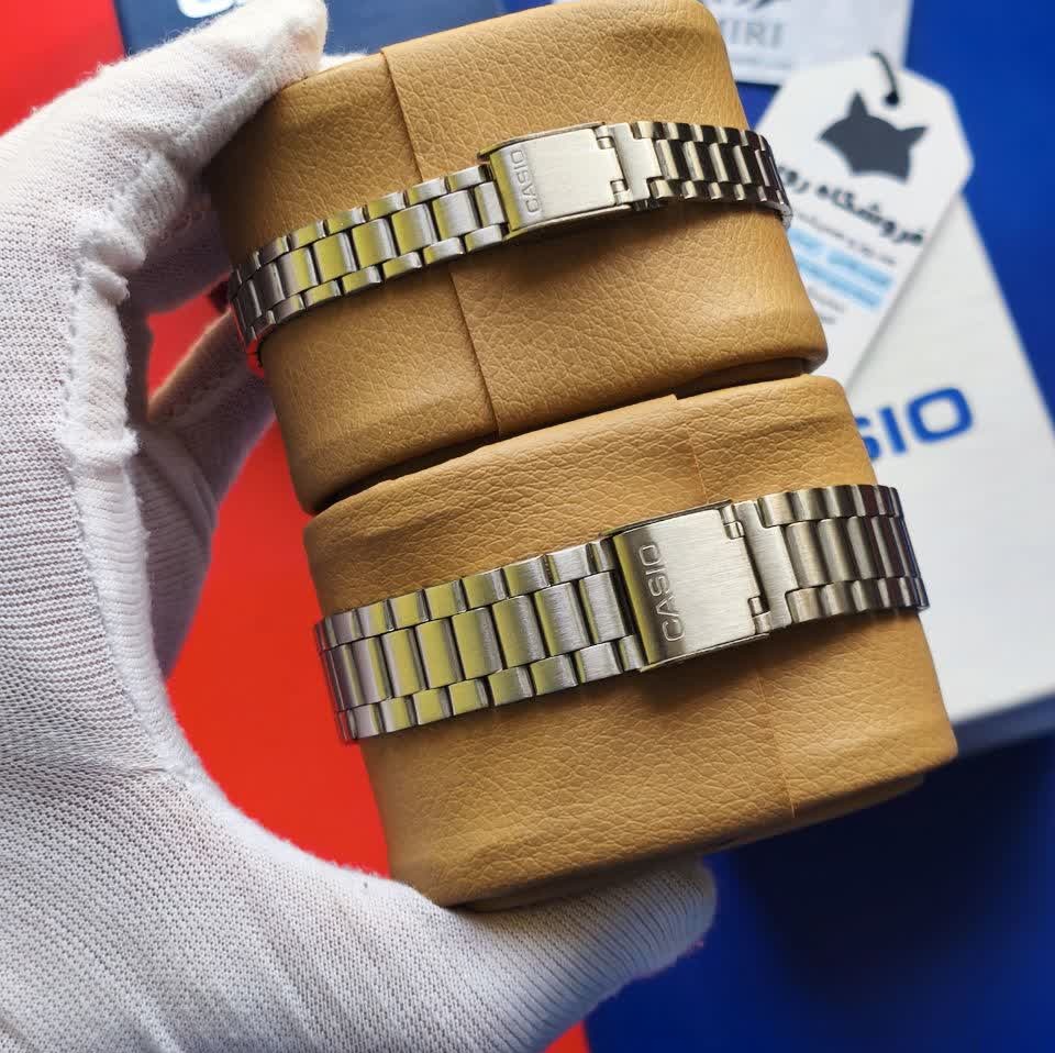 ست ساعت مچی مردانه و زنانه کاسیو اولدمانی CASIO موتور ژاپن صفحه تمام نقره ای