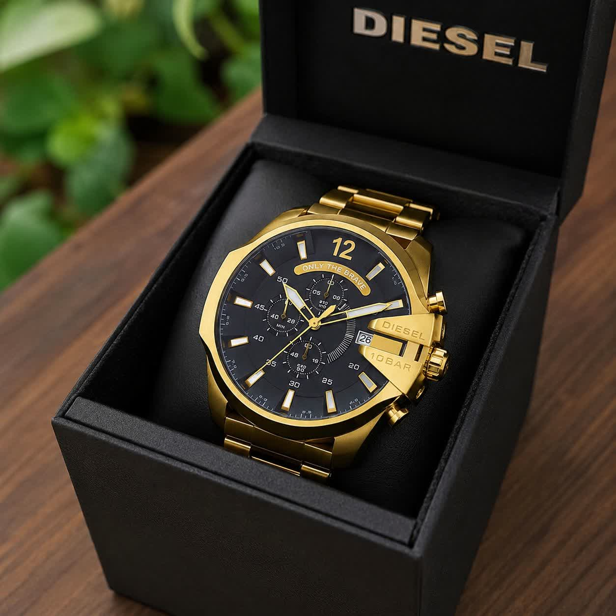 ساعت مچی مردانه کرنوگراف دیزل شاخدار DIESEL موتور ژاپن طلایی مشکی
