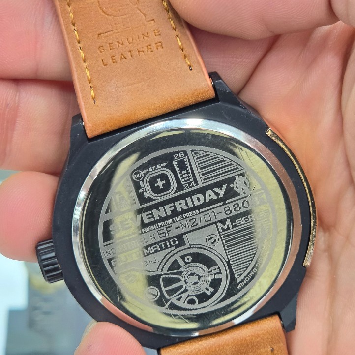ساعت مچی مردانه سون فرایدی مدل کنتوری (SevenFriday)