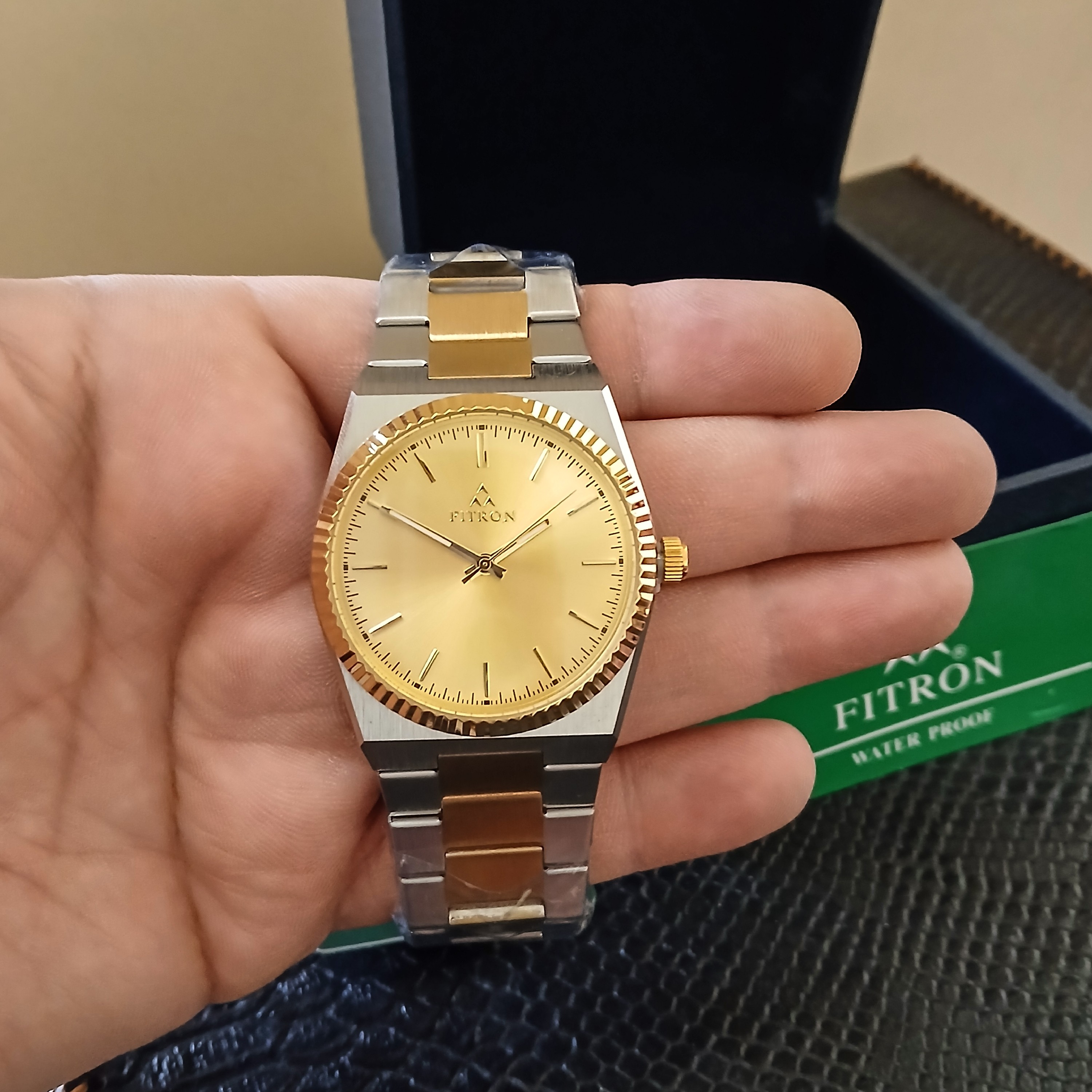 ساعت مردانه فیترون FITRON موتور میوتا ژاپن مدل 9894M ژاپن درجه 1