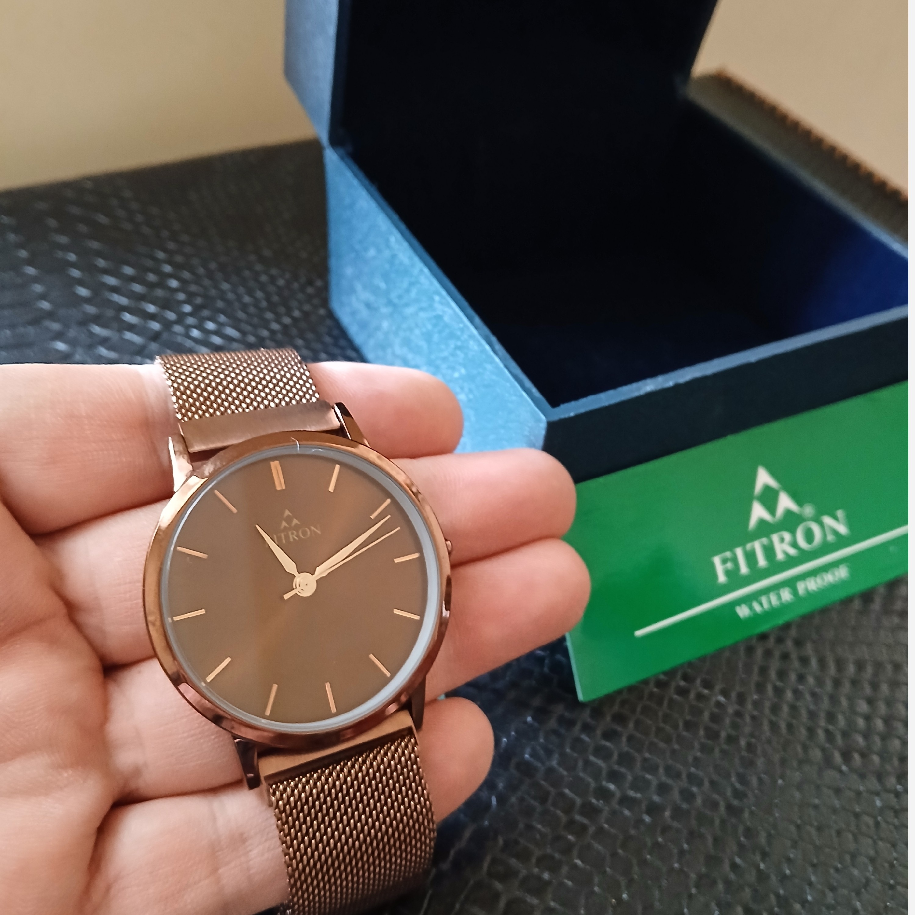 ساعت مردانه فیترون FITRON موتور میوتا ژاپن مدل 9278M بندمگنتی ژاپن  درجه 1
