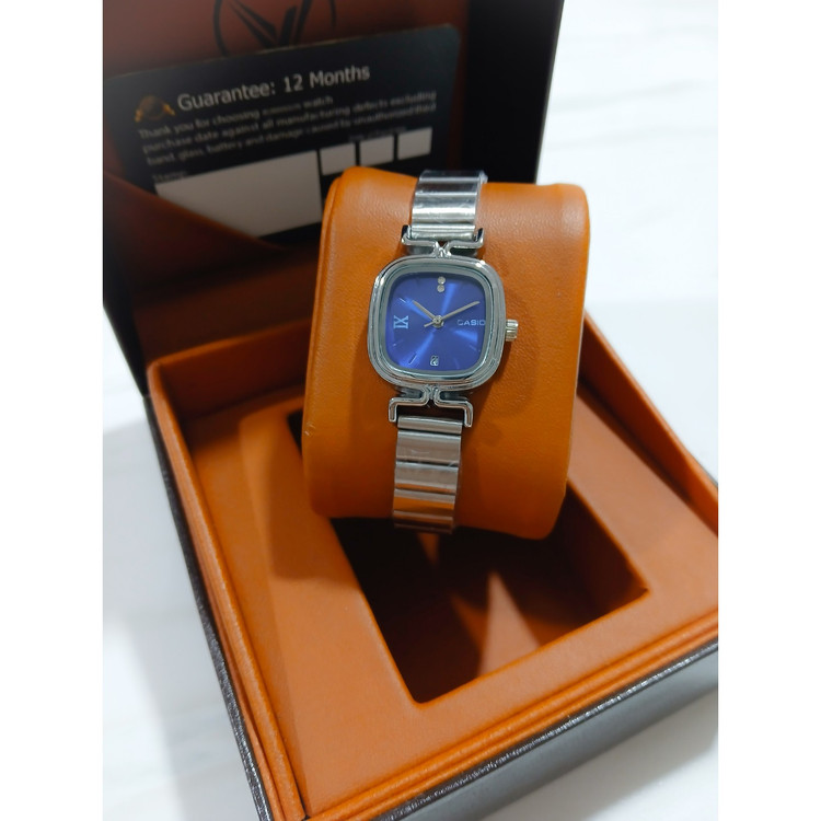 ساعت مچی زنانه کاسیو CASIO مدل A168 مهندسی کلاسیک
