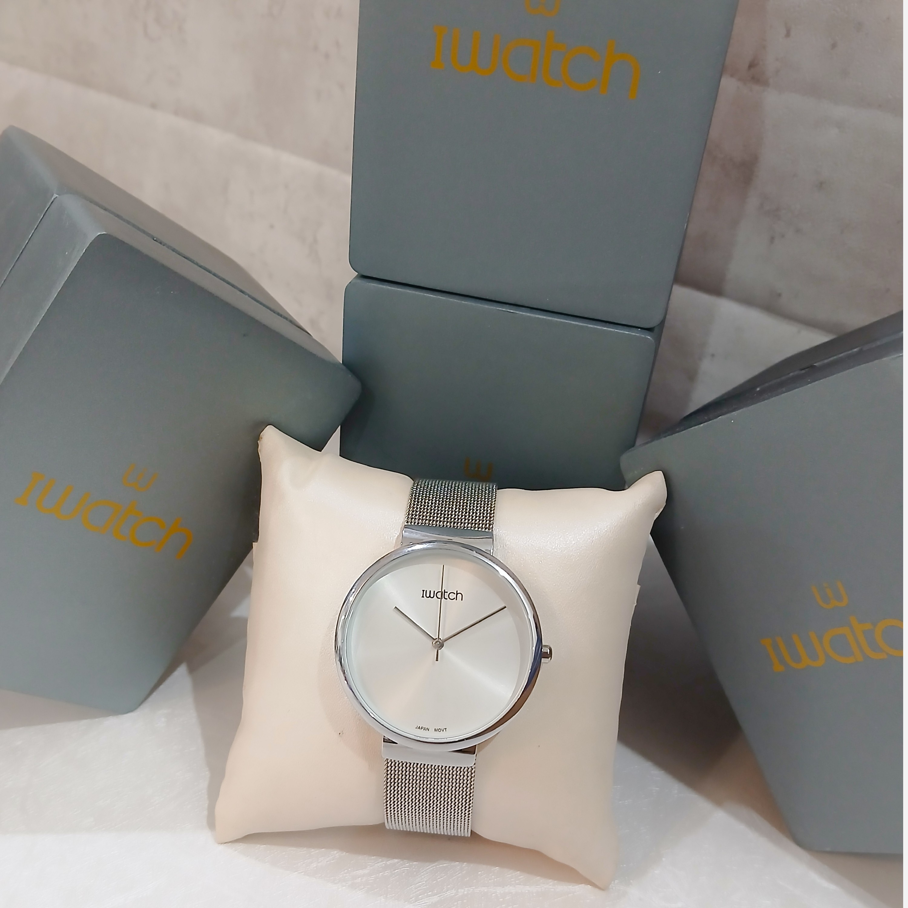 ساعت مچی اورجینال عقربه ای مردانه Iwatch آی واچ مدل 190090