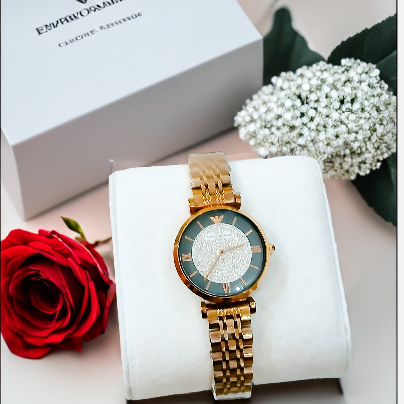 ساعت زنانه امپریو آرمانی اصل ژاپن Empirio Armani داخل نگین