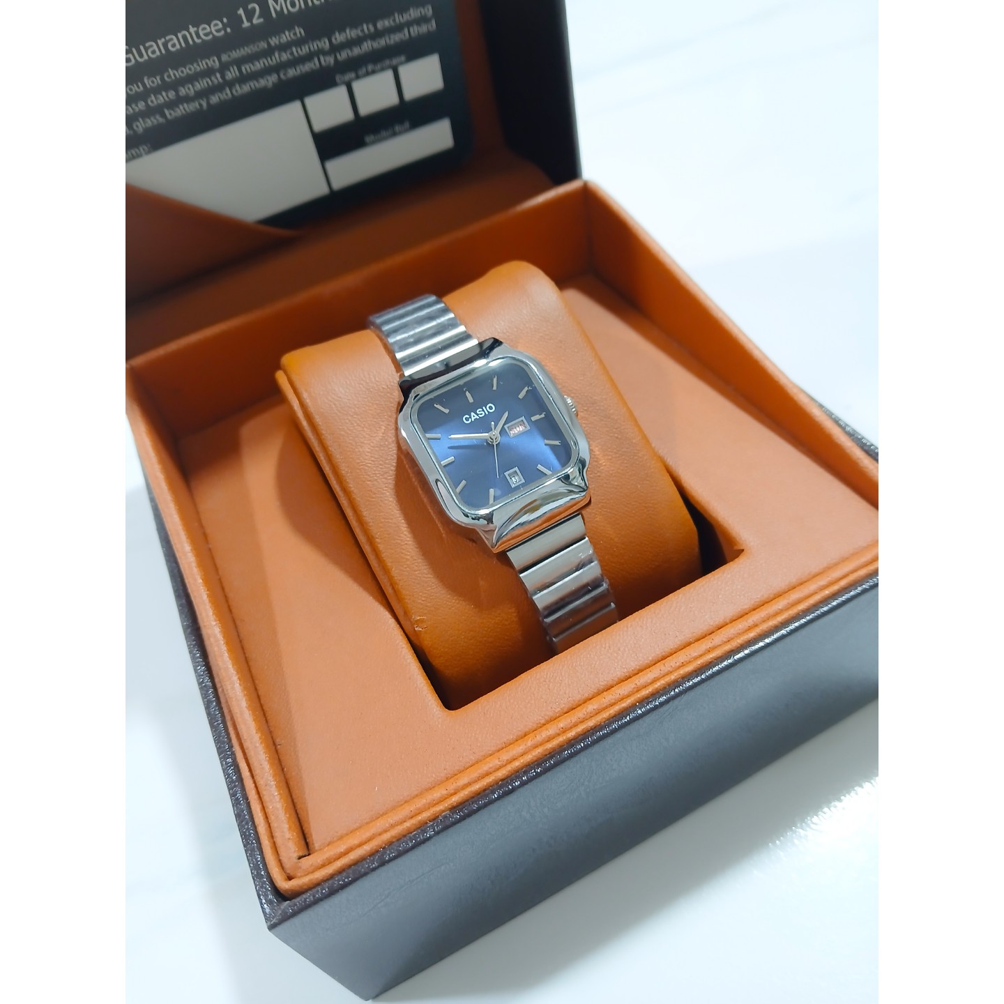 ساعت مچی زنانه کاسیو CASIO موتور با کیفیت مدل A 168 دوتاریخ نقره ای سورمه ای