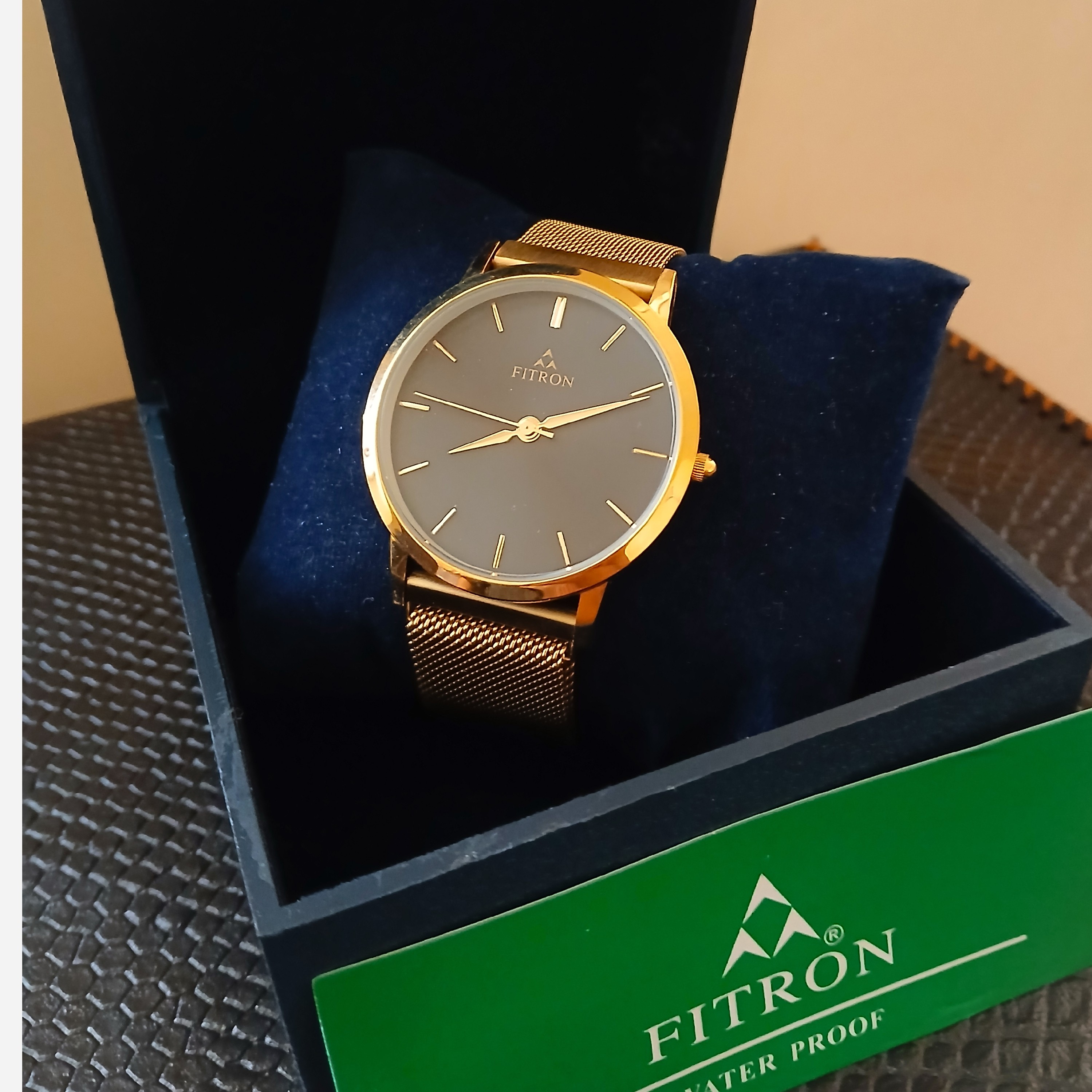 ساعت مردانه فیترون FITRON موتور میوتا ژاپن مدل 9278M بندمگنتی ژاپن درجه 1