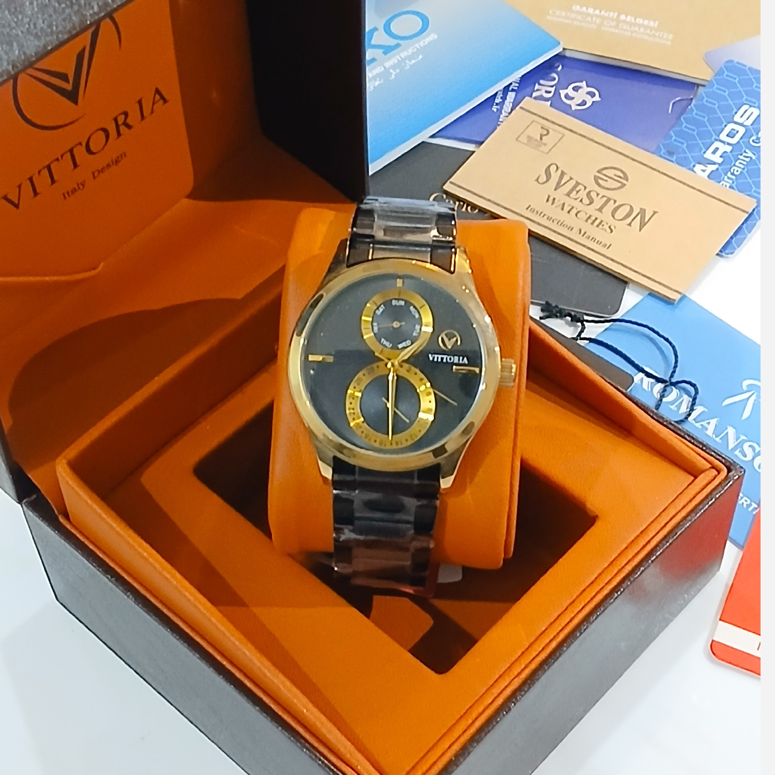 ساعت مردانه VITTORIA VT3149 موتوره فعال اصل ژاپن